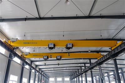 <a href=http://www.huahua556.cn/news_article?news_id=78>橋式<a href=http://www.huahua556.cn>起重機</a></a>