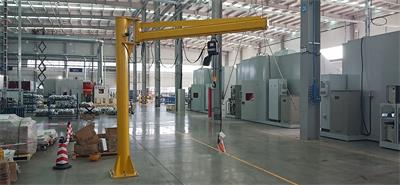 <a href=http://www.huahua556.cn/news_article?news_id=118>天津<a href=http://www.huahua556.cn>起重機</a></a>